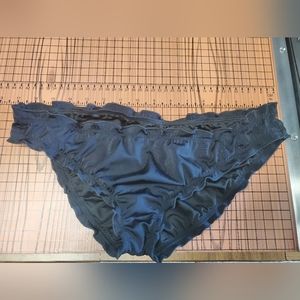 Victoria's Secret Capri Ruffle Cheeky Bottom Low Rise Bikini Bottoms L